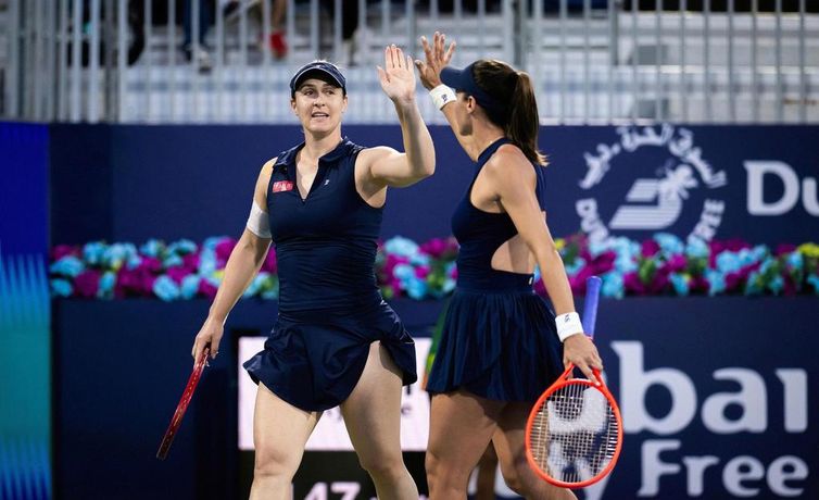 Divulgação/WTA/Direitos Reservados Luisa Stefani, Gabriela Dabrowski, tênis