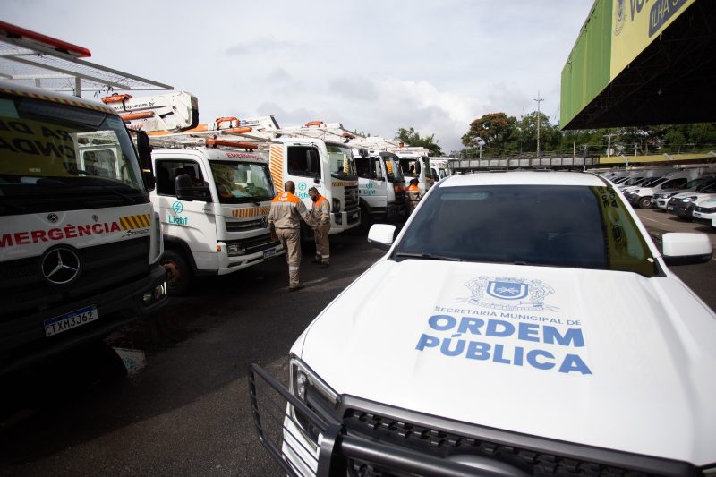 Secretaria de Ordem Pública e Light realizam ação conjunta para poda preventiva de árvores em Volta Redonda