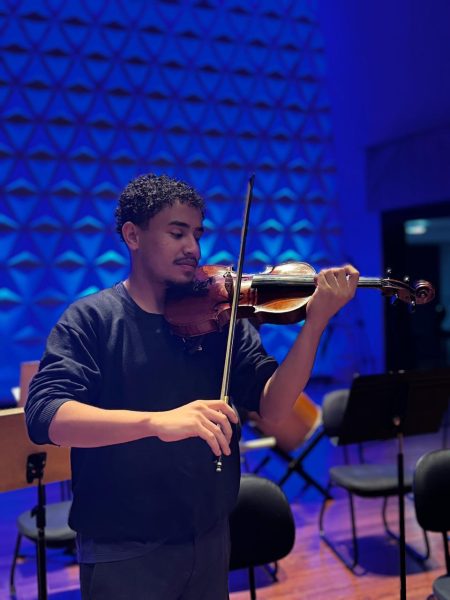 Aluno do Volta Redonda Cidade de Música é aprovado em processo seletivo para bacharelado em violino da UniRio