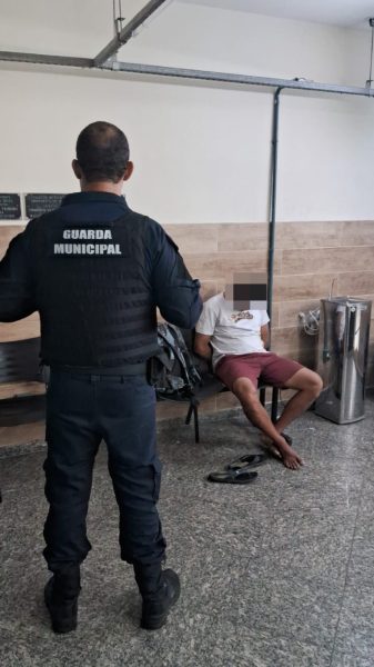 Câmeras da Ordem Pública flagram e Guarda Municipal de Volta Redonda prende homem em flagrante por furto de celular