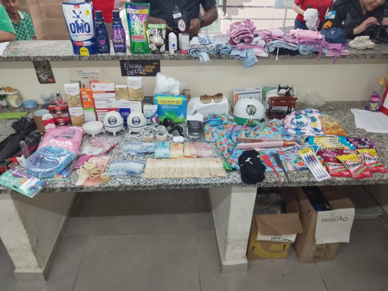 GMVR prende quadrilha especializada em furtos e recupera mais de R$ 3,7 mil em produtos em Volta Redonda