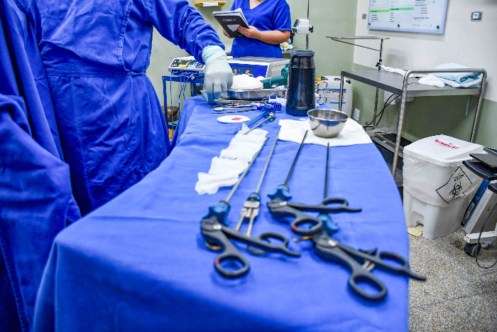 MARÇO AMARELO: RESENDE REFORÇA CONSCIENTIZAÇÃO SOBRE ENDOMETRIOSE E AMPLIA CAPACIDADE DE CIRURGIAS PELO SUS