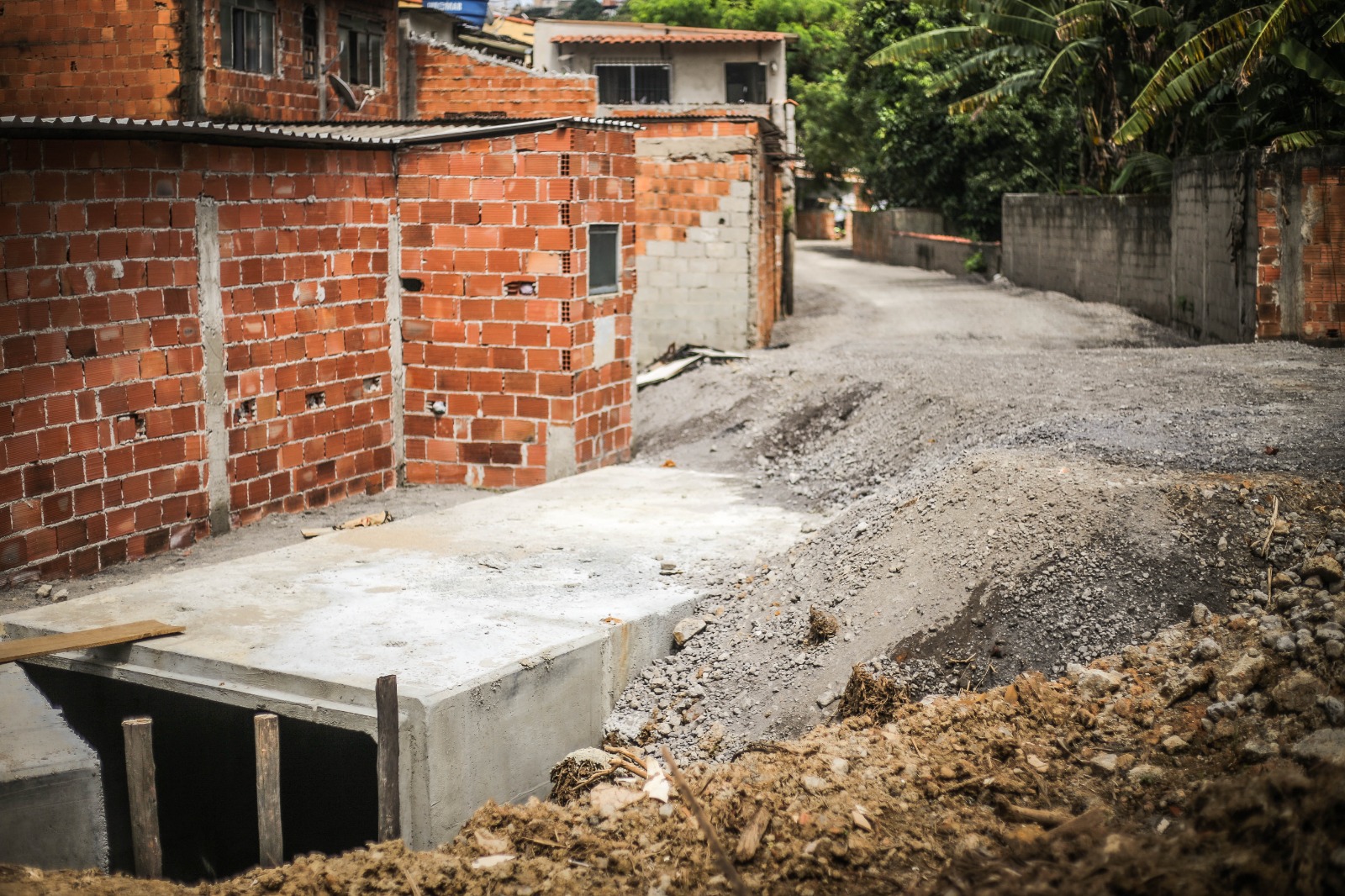 Prefeitura de Volta Redonda conclui terceira etapa de canalização do Córrego do Açude