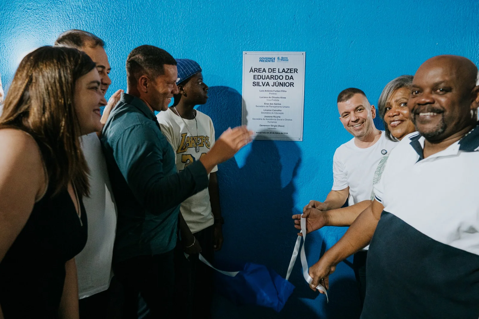 Prefeito Furlani inaugura area de lazer e recreacao da Escola