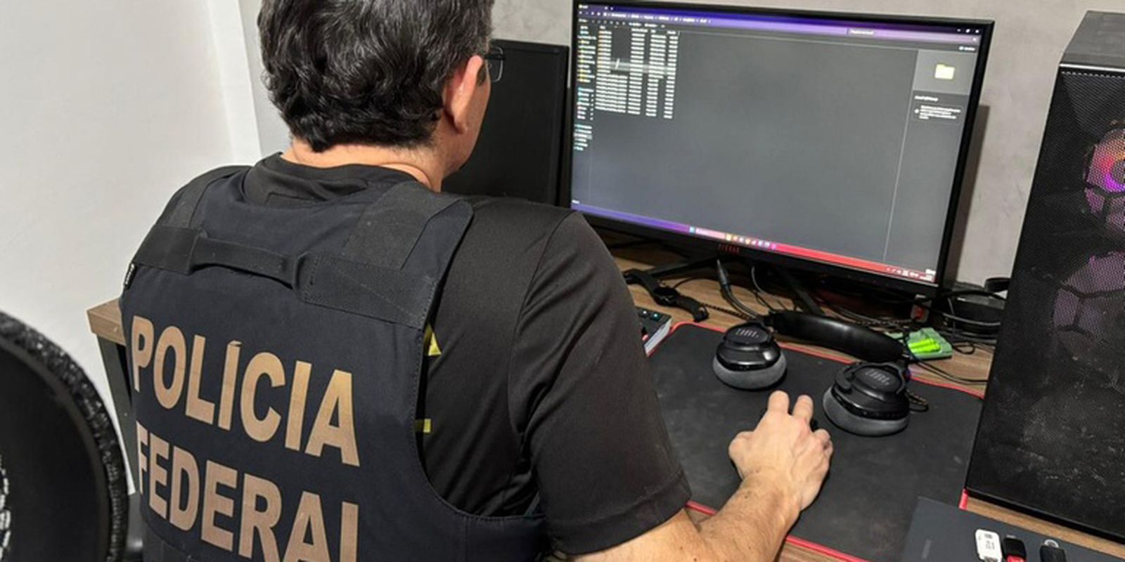 PF cumpre mais de 30 mandados por abuso contra crianças e adolescentes