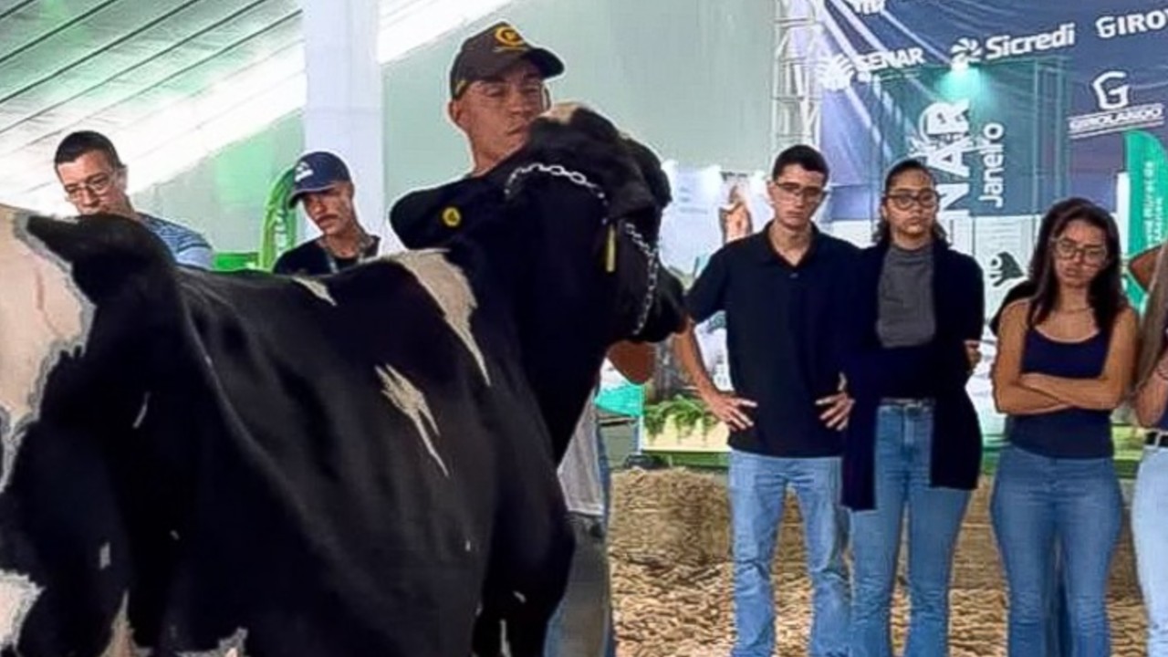 Jornada tecnica abre a 14a Expo Girolando Barra Mansa com