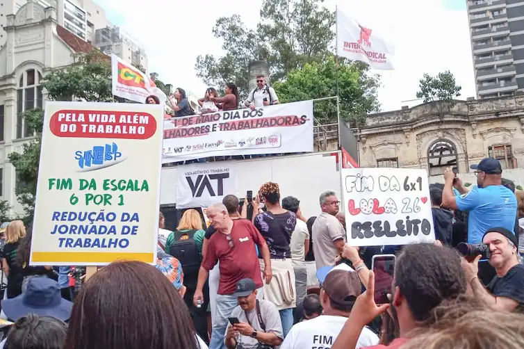 São Paulo (SP), 01/05/2026 - Ato contra a escala 6x1.
Foto: Letycia Treitero Kawada/Agência Brasil