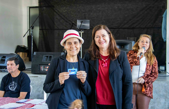 PREFEITURA DE RESENDE ENTREGA CERCA DE 150 CARTEIRAS MUNICIPAIS DO ARTESÃO; VEJA COMO EMITIR 