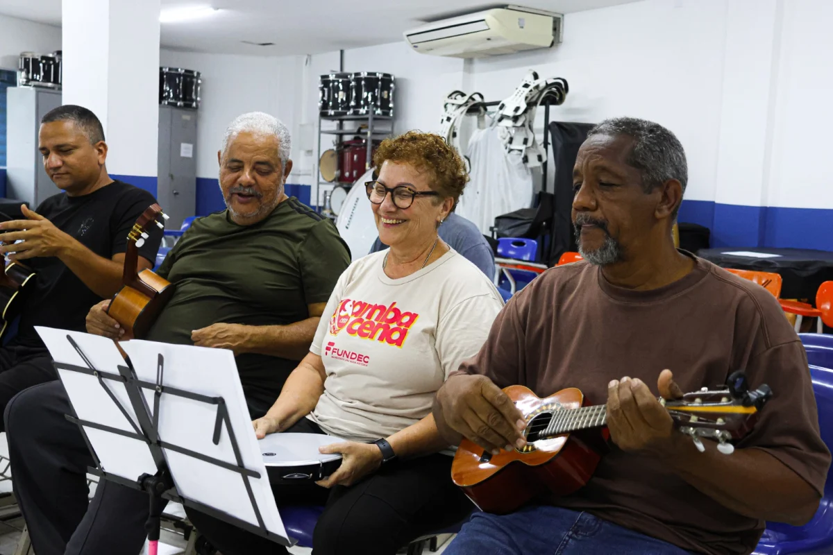 Alunos da Fundec intensificam ensaios para tributo a Beth Carvalho no Teatro Raul Cortez