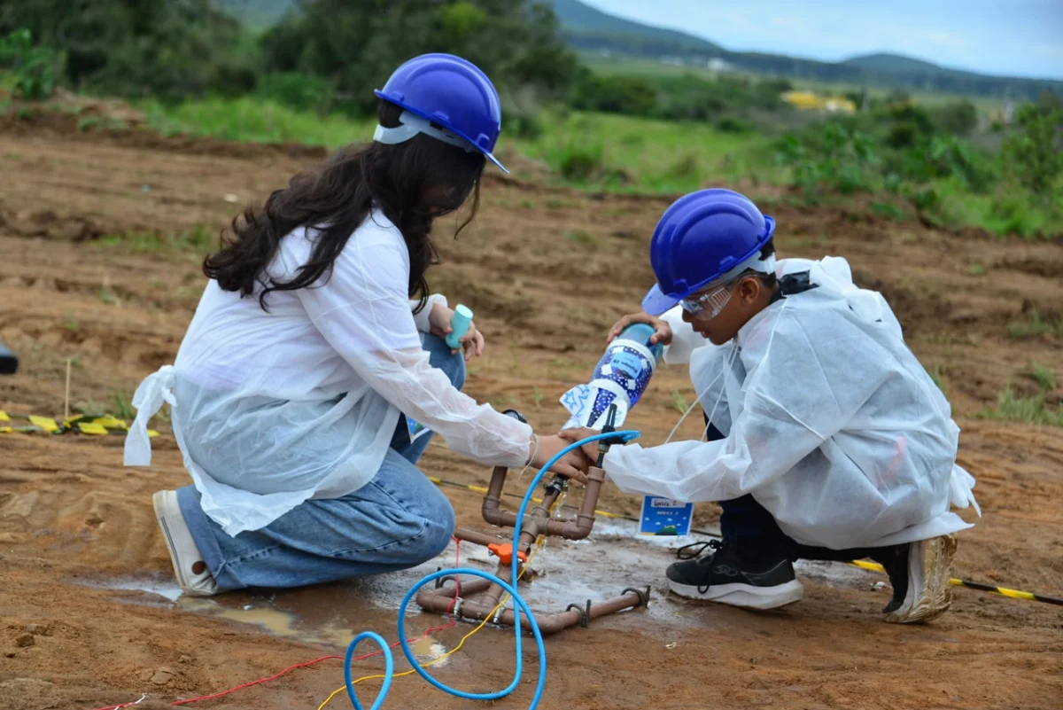 Alunos do Espaço AMES participam da Olimpíada da Região dos Lagos de Foguetes, em Búzios