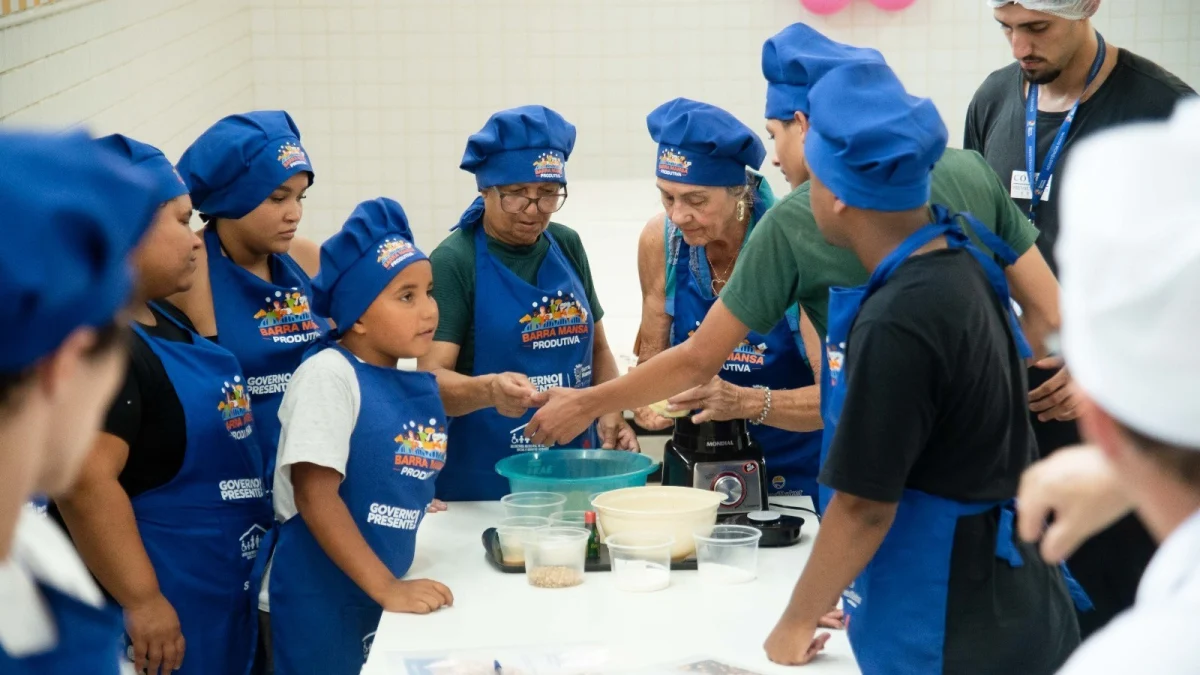Barra Mansa promove curso de panificação e confeitaria natalina para incentivar geração de renda