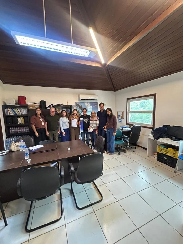 Búzios inicia projeto-piloto para instalar 20 bituqueiras em praias em parceria com a Prolagos