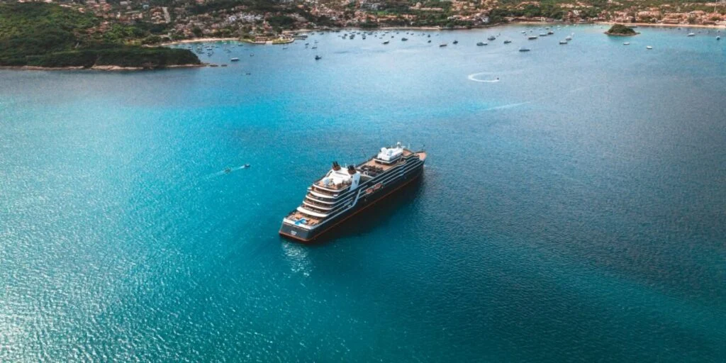 Búzios recebe primeiro navio de turismo da temporada 2026/2027 nesta terça-feira
