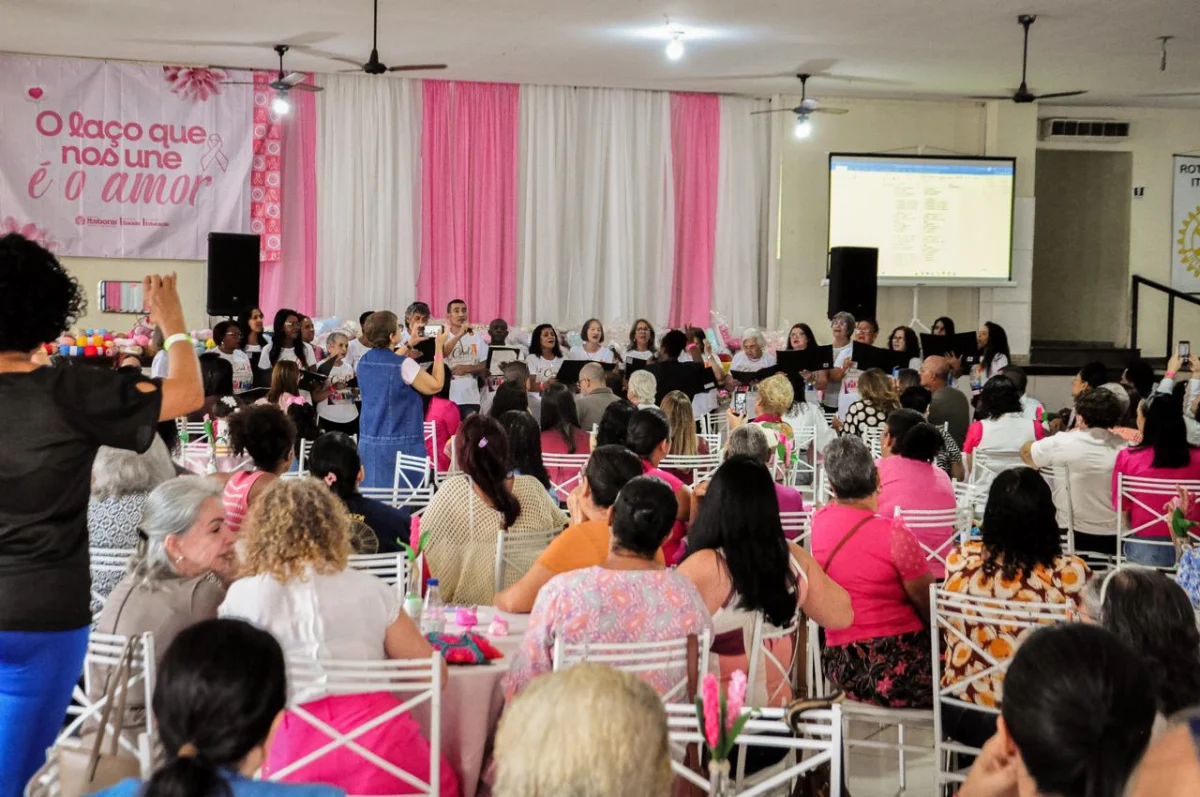 Café da manhã do Outubro Rosa reúne comunidade e reforça ações de acolhimento a pacientes oncológicos em Itaboraí
