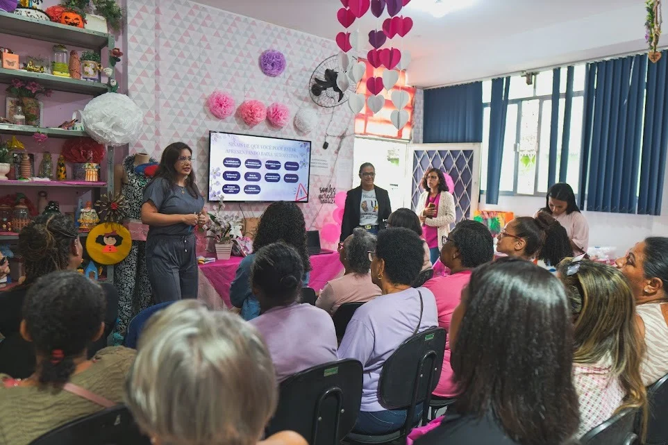 Casa da Mulher Nilopolitana promove atividades do Outubro Rosa