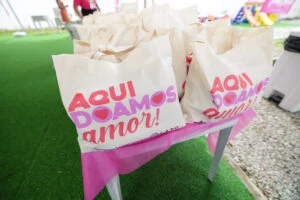 Centro de Apoio a Pacientes Oncológicos distribui 400 kits de autocuidado para mulheres em tratamento contra o câncer