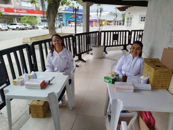 Dia D do Outubro Verde leva testes rápidos para sífilis, prevenção e orientação gratuita à população de Araruama