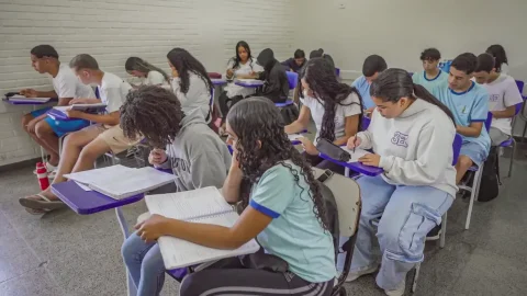 Estudantes de escolas públicas querem ensino e aprendizagem melhores