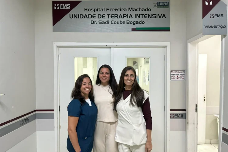 Fisioterapeutas e terapeutas ocupacionais do HFM celebram o cuidado e a reabilitação dos pacientes