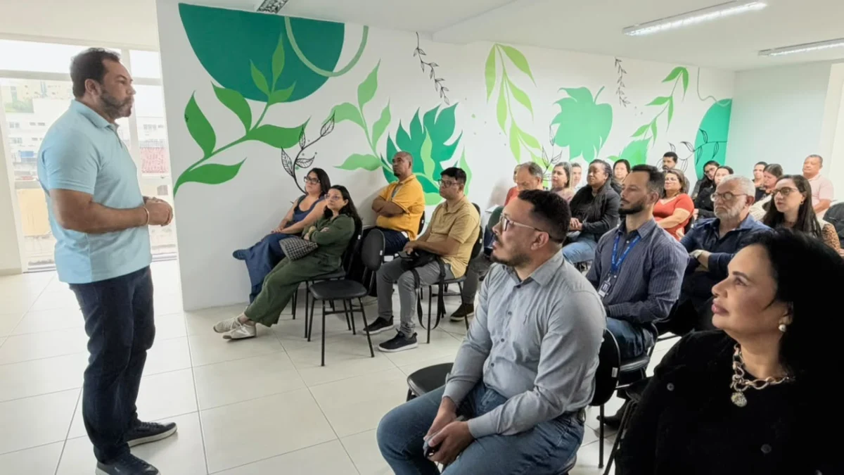 Gestão de Pessoas reúne equipes de RH de todas as secretarias para aprimorar o atendimento aos servidores