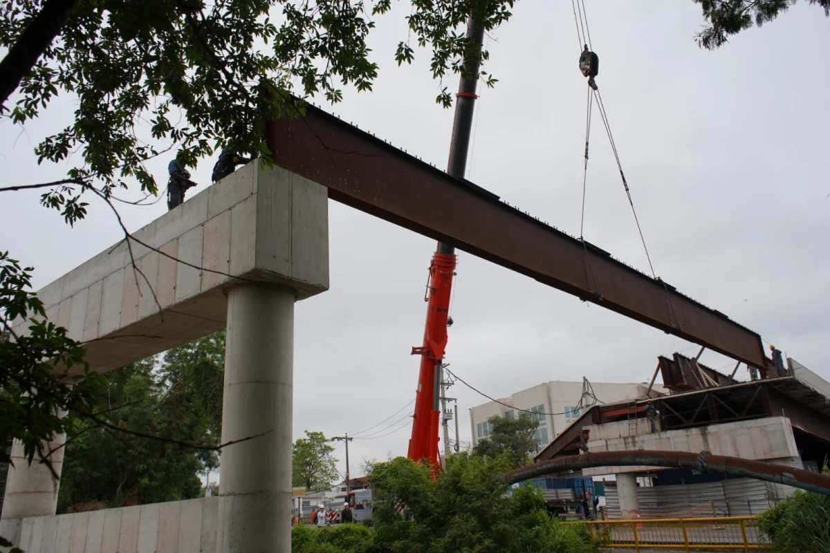 Mais uma etapa da construção da nova ponte sobre o Rio Paraíba do Sul é realizada em Volta Redonda