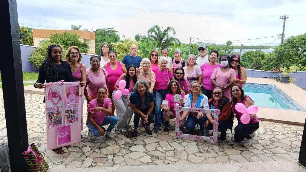 Maricá orienta idosos sobre prevenção do câncer de mama nas Casas da Terceira Idade