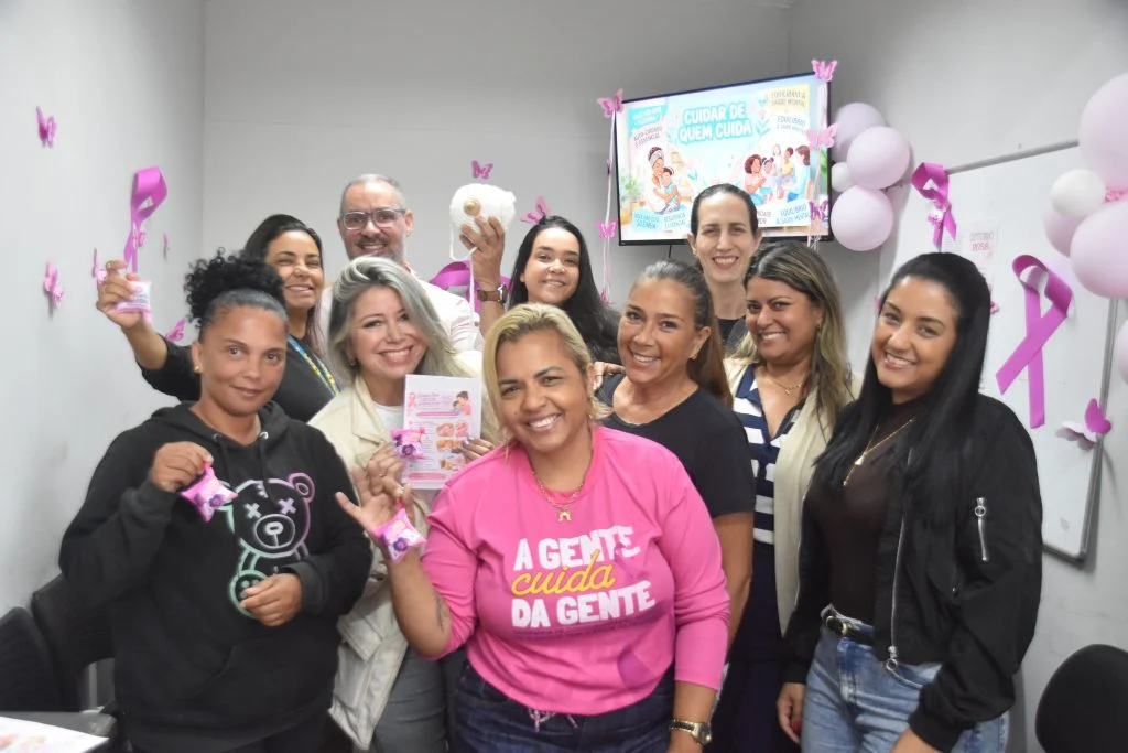 Maricá reúne familiares em roda de conversa sobre prevenção do câncer de mama na Casa do Autista