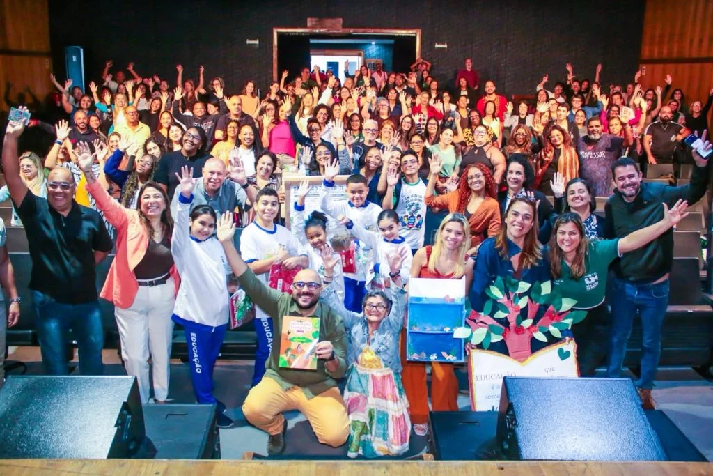 Meriti promove seminário de educação climática e premia escolas por boas práticas ambientais