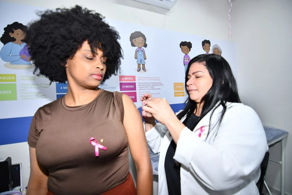 Nova Iguaçu promove ações de prevenção à saúde da mulher e vacinação antirrábica neste sábado (17)