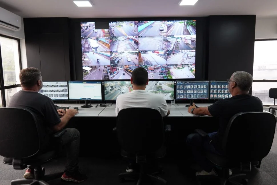 Nova Iguaçu testa câmeras inteligentes antes de inaugurar sistema de monitoramento 