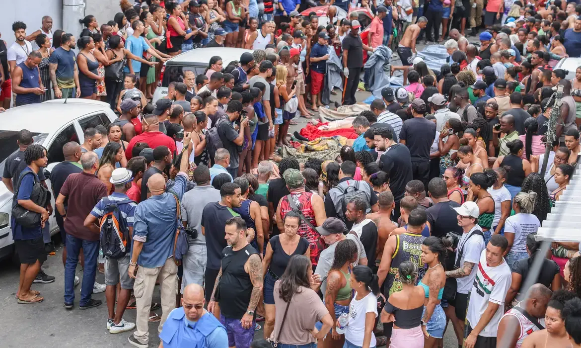 Operação Contenção: DPRJ pede R$ 50 milhões em reparação a moradores