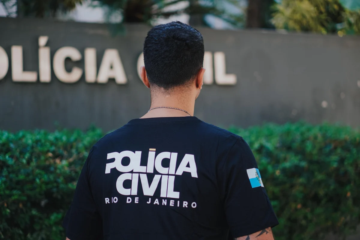 Polícia Civil e Militar prendem liderança do tráfico de drogas da Comunidade do Sabão em Niterói