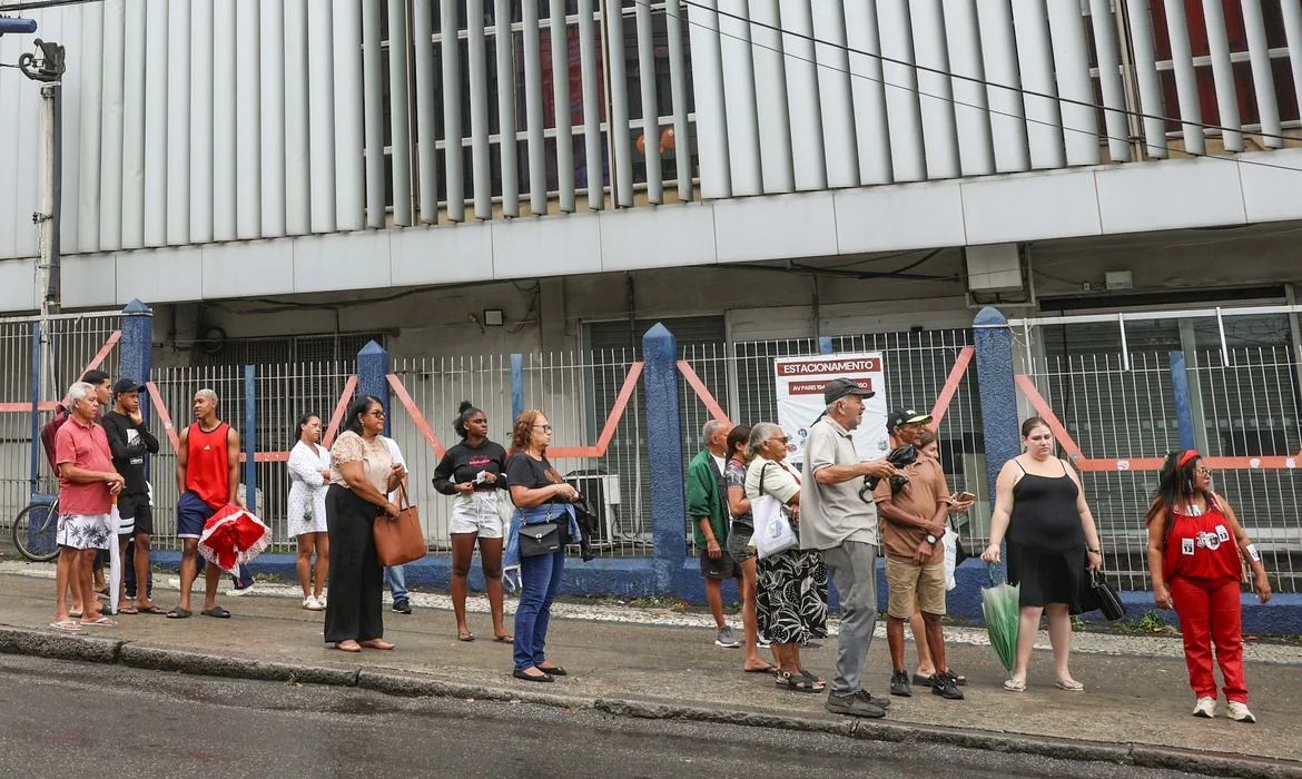 Policial militar é preso acusado de venda de voto no estado do Rio