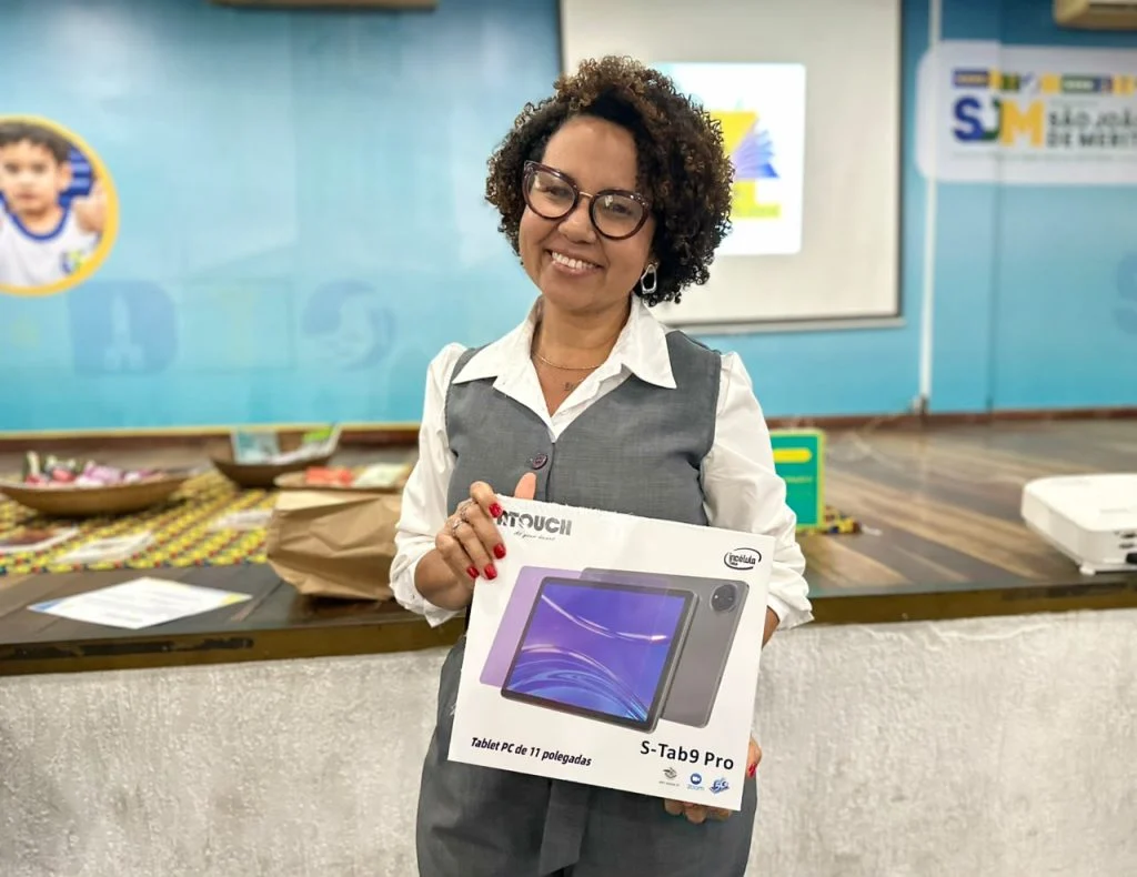 Prêmio Meriti Alfabetiza reconhece trabalho dos professores da rede municipal