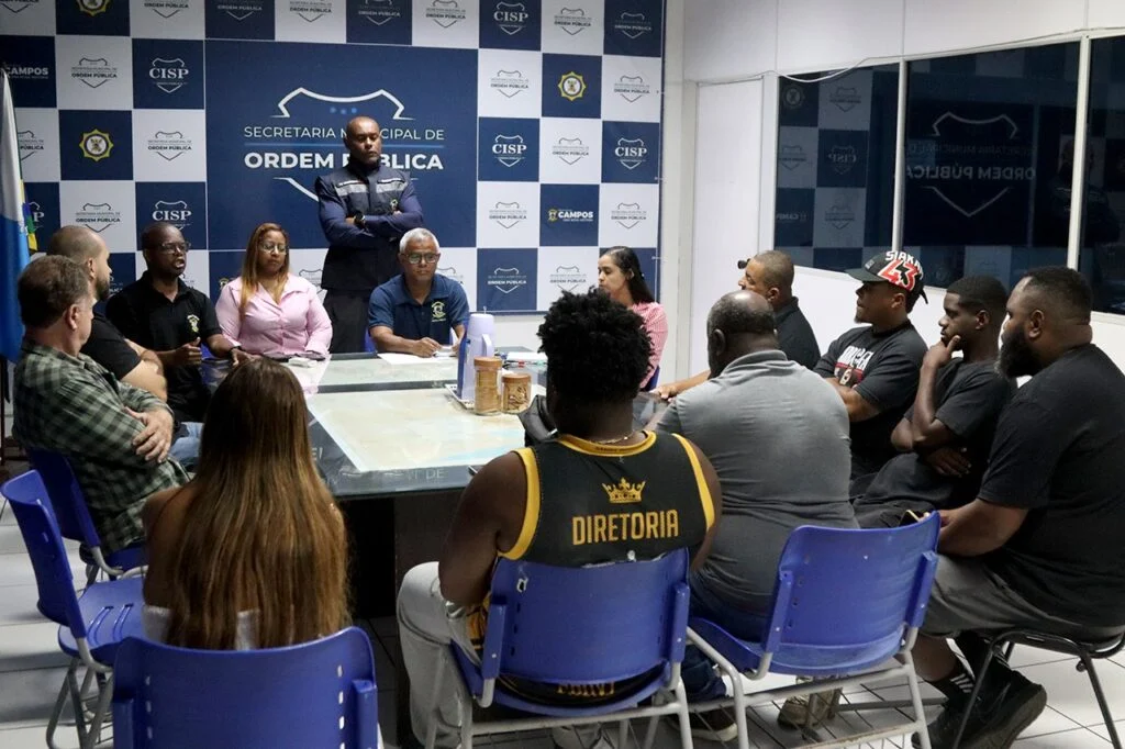 Segurança e Ordem Pública se reúne com representantes do samba para alinhar realizações de eventos