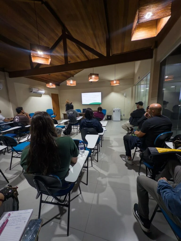 Turismo regenerativo é tema de aula no curso de Condutores de Visitantes do Parque Estadual da Costa do Sol